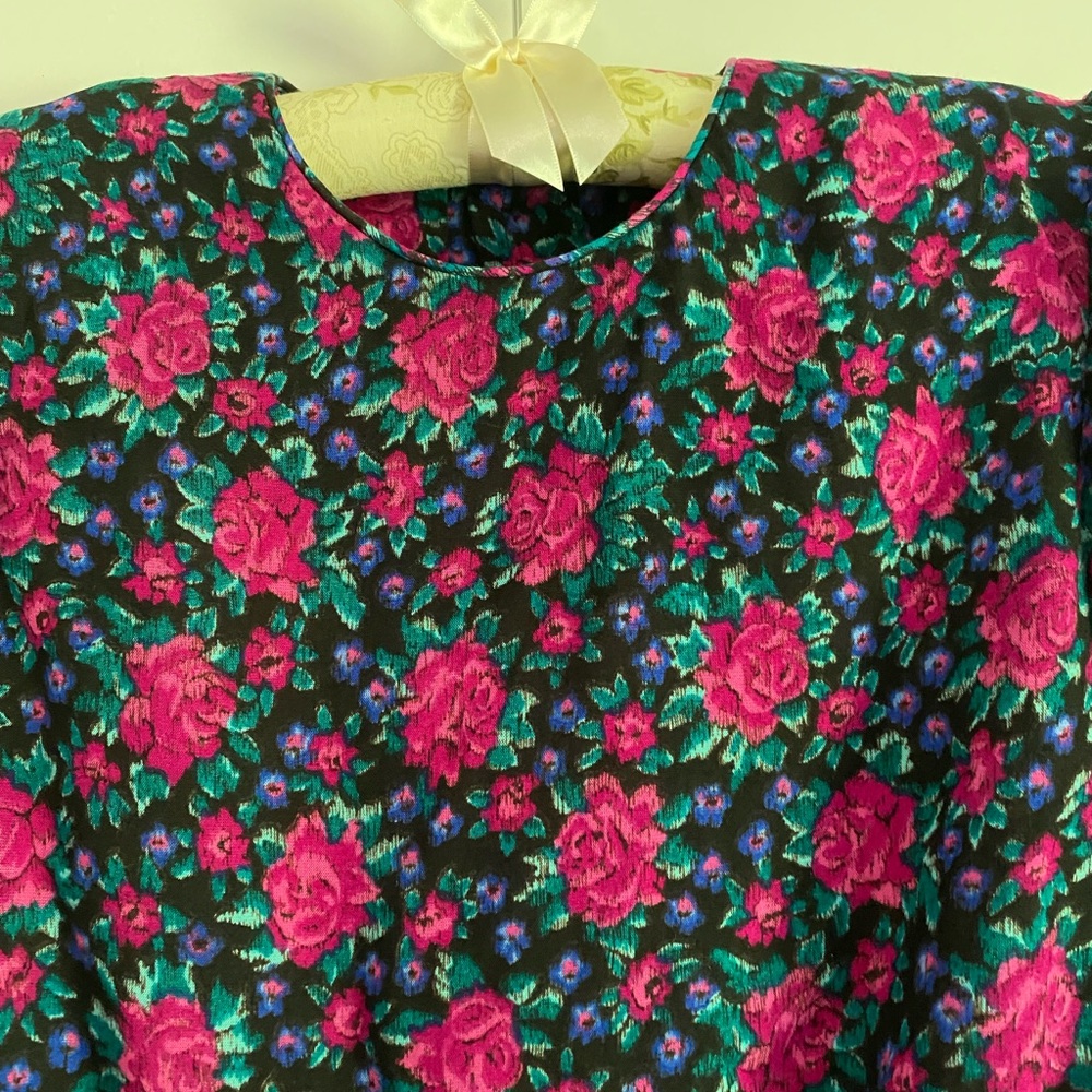SOLD Vintage Pioneer Style Floral Long Sleeve Dress - Picture 7 of 16